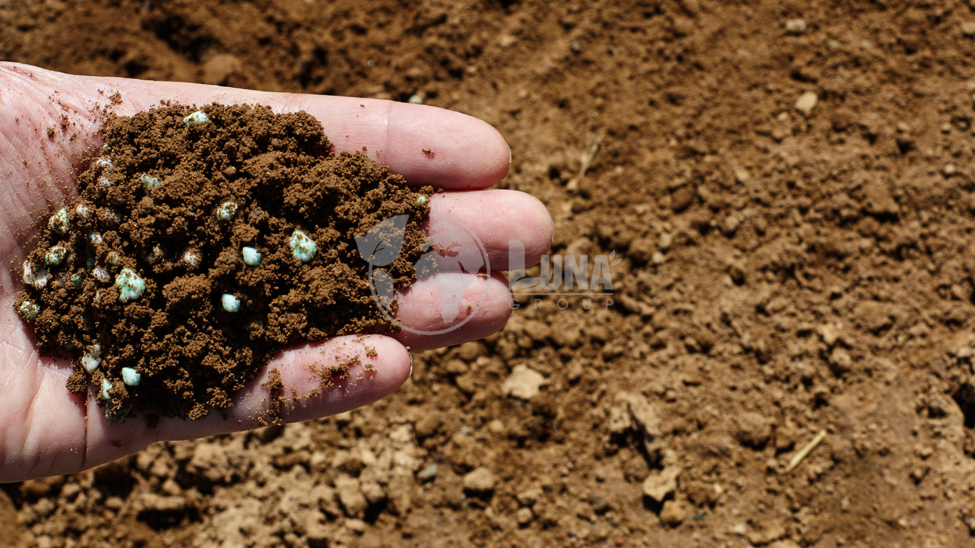 Gia công phân bón trọn gói là gì?
